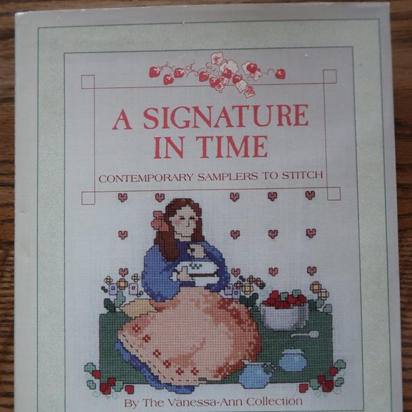 Lot of 2 Hardback Cross-Stitch Pattern Books (The Vanessa-Ann Collection) - Picture 10 of 15